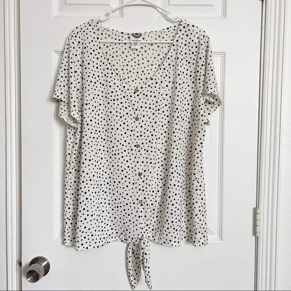 Late August | Dotted Wooden Button Tie-Waist Blouse